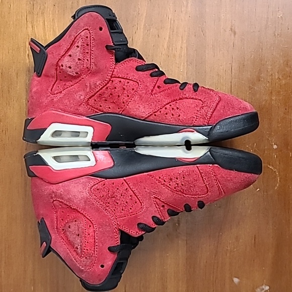 Air Jordan 6 Retro GS Toro Bravo Children's Sneakers 384665-600 Size 5Y - Picture 16 of 17